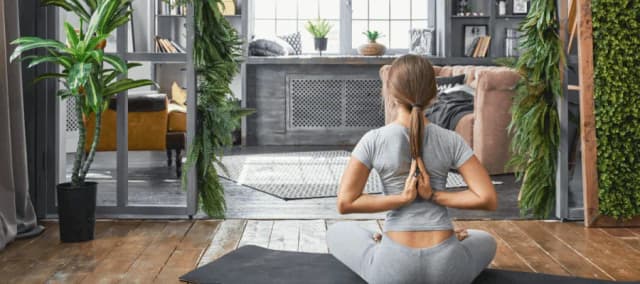 Joga rano czy wieczorem – która pora lepsza dla zdrowia i samopoczucia? Joga rano czy wieczorem – która pora lepsza dla zdrowia i samopoczucia?